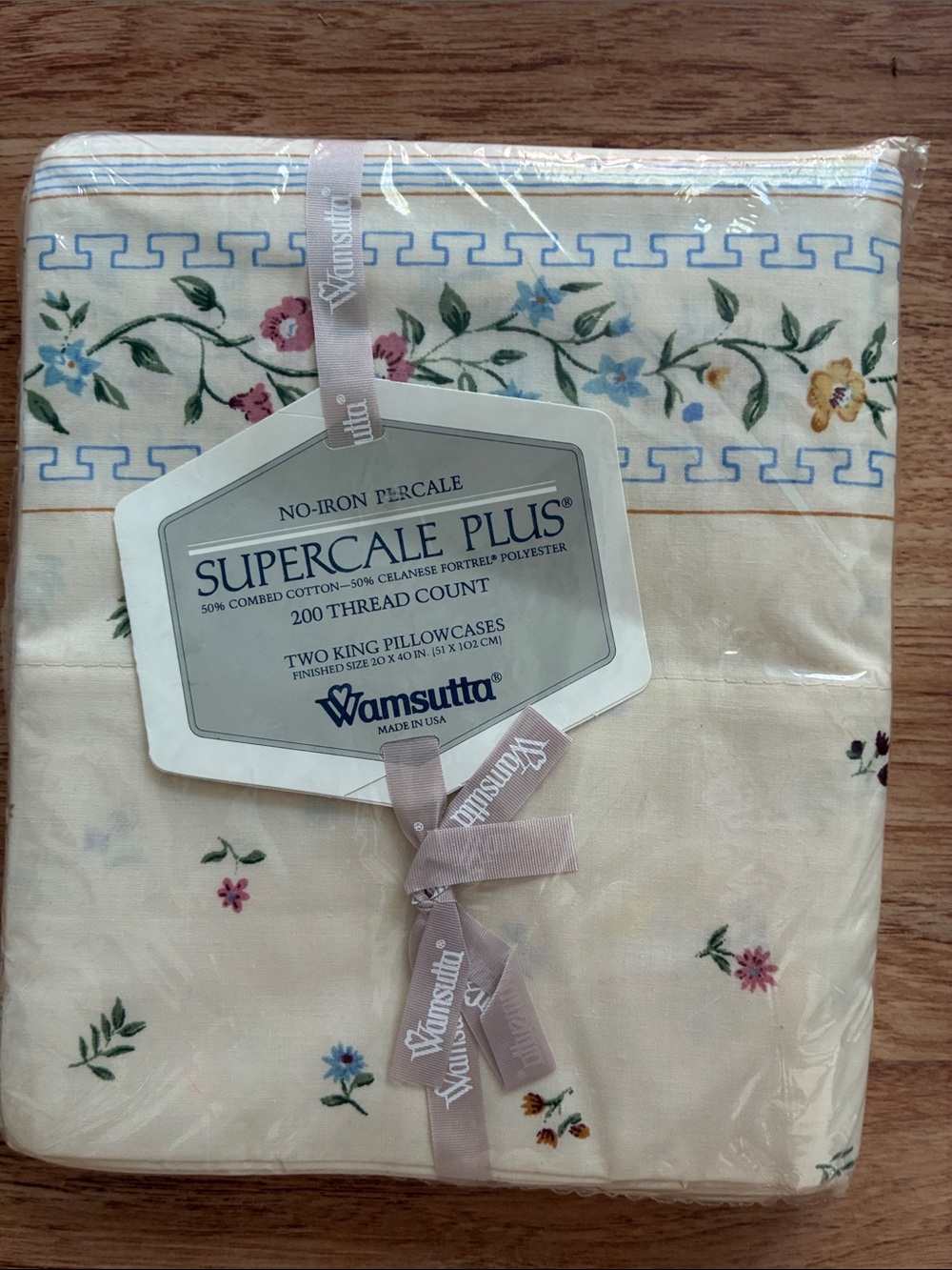 Wamsutta Cream Floral No-Iron Percale King Pillowcases (Pair) NWT